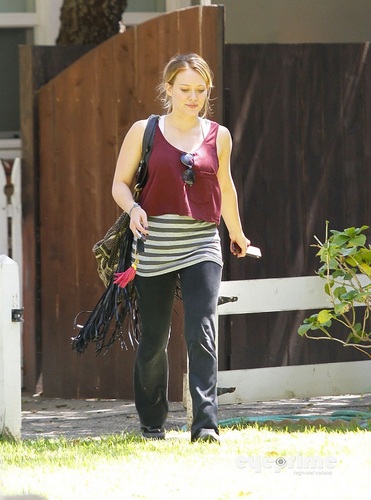 Hilary - Hitting the gym in Los Angeles, CA - August 29, 2011