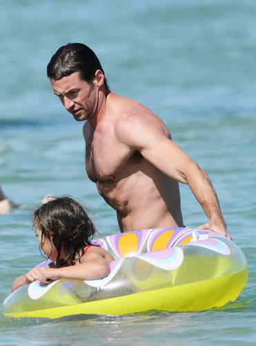 Hugh jackman and family in st. tropez - August 29