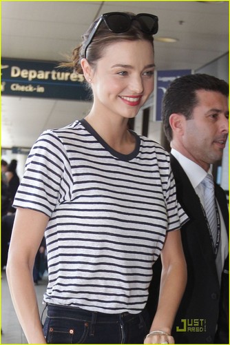  Miranda Kerr Campaigns Against Youth Suicide