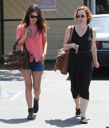  Rachel out in Los Angeles - August 21st 2011!