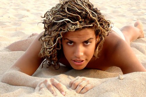  Carlos in the beach, pwani