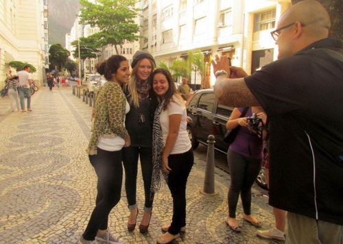 Hilary - Walkin' through the City (Rio de Janeiro) - September 03, 2011