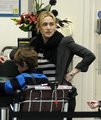 Kate Winslet at London Gatwick airport 20.08.2011 - kate-winslet photo