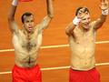 Radek Stepanek has a broad chest! - tennis photo