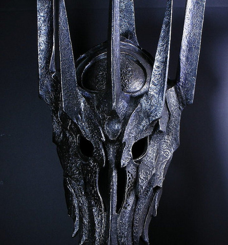  Sauron-Helmet