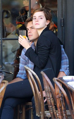 Emma Watson and Johnny Simmons out to eat in Manhattan (September 9).