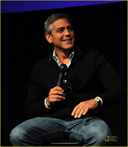  George Clooney Discusses 'Descendants' in Telluride