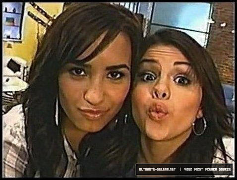  Sely & Demi