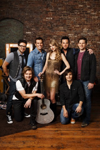  Taylor - Photoshoot 2011