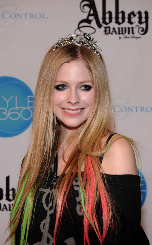 Abbey Dawn Fashion Show Spring 2012 New York 12 09 11 Avril Lavigne Photo 25296652 Fanpop