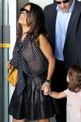  Arriving at Toronto Airport with Valentina [September 10, 2011]