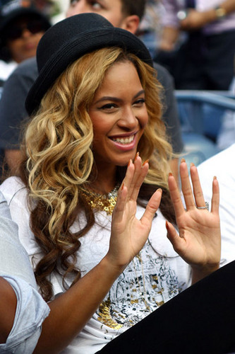  Beyoncé & Jay Z at the U.S. Open (September 12th)