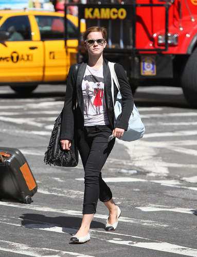  Emma having lunch in Manhattan [September 9]