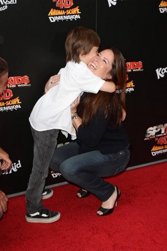 Holly Marie - Spy Kids All The Time In The World 4D Premiere - 07.31.11