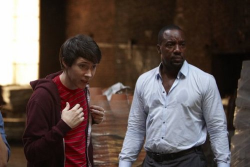  Episode 1.10 - The Unusual Suspects - Promotional fotos