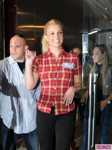 Britney - Arrives to Capital FM Studios in London - September 15, 2011