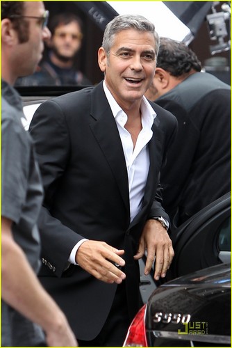  George Clooney is 'Having plus Fun!'