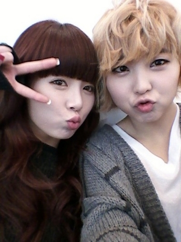 4Minute's Hyuna & Sohyun