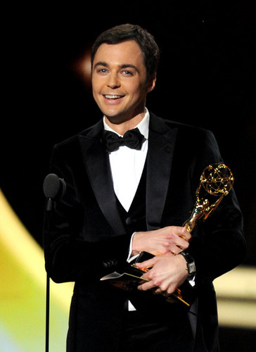  Jim Parsons Accepting an Emmy Award @ the 2011 Emmy Awards