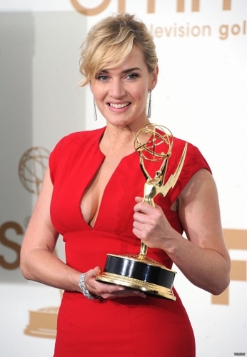  Kate at emmys 2011