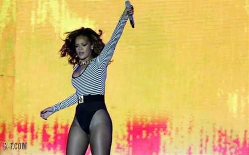 Rihanna - LOUD Tour - Sao Paulo (Brazil) - September 17, 2011
