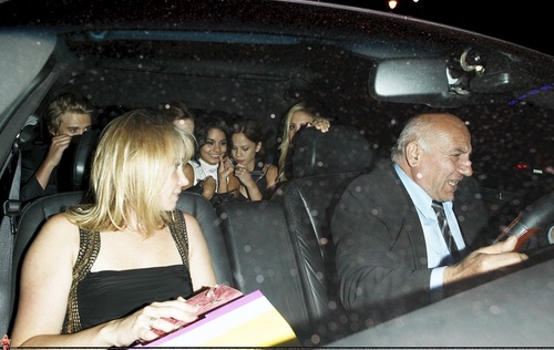  Vanessa - Leaving Jennifer's brithday party at the Lexington Social House in LA - September 17, 2011