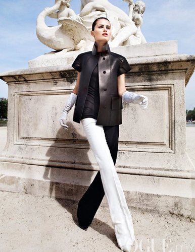 by Marcin Tyszka for Vogue Mexico September 2011