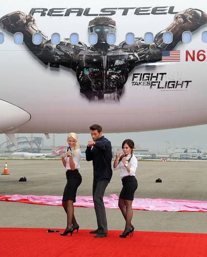  "Real Steel" Plane With Hugh Jackman