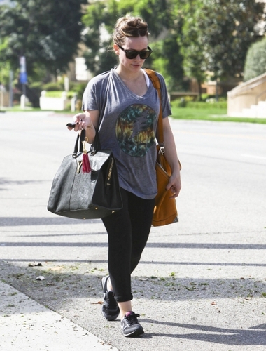 Hilary - With Haylie out and about in Toluca Lake - September 23, 2011