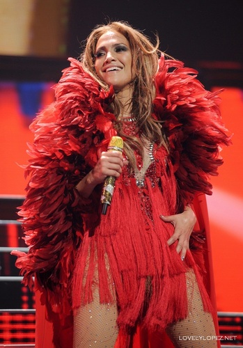  Jennifer - I jantung Radio Concert, Las Vegas - September 24, 2011