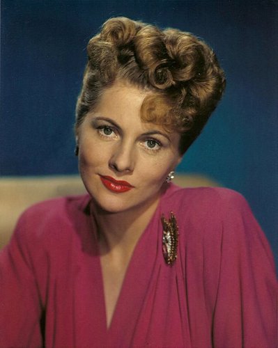  Joan Fontaine in Color