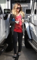 Hilary - heading to the GYM in LA - September 27, 2011 - hilary-duff photo