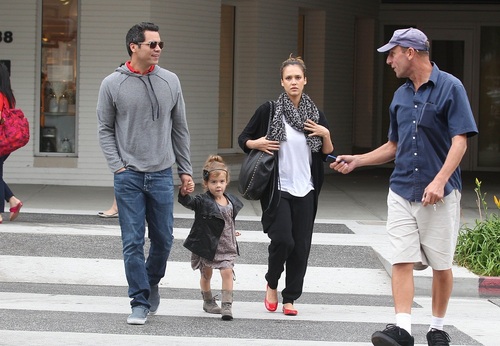 Jessica - Out in Beverly Hills - September 24, 2011