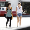 Miley - Shops at Bed Bath and Beyond - September 26, 2011 - miley-cyrus photo