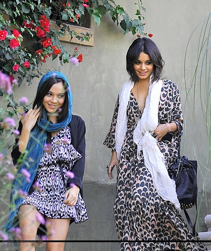  Vanessa - Leaving her house with Stella - September 25, 2011