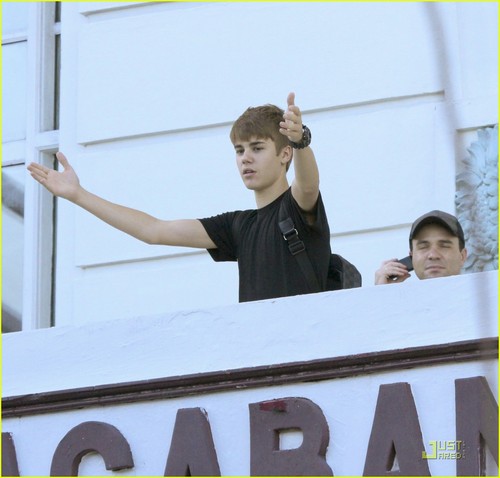  Justin Bieber: 'Mistletoe' --First Listen!