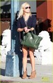 Reese Witherspoon: Windy Shopping Spree - reese-witherspoon photo
