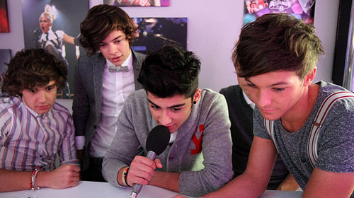  1D in the press room before the Teen Awards | ♥