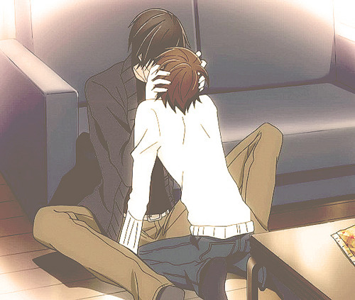  Takano and Onodera kissing