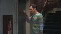 penny-and-sheldon - The Infestation Hypothesis screencap