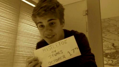RANDOM MESSAGE TO THE FANS! 13oct\2011