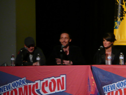 Tom Hiddleston @ The Avengers Panel @ New York Comic Con 2011
