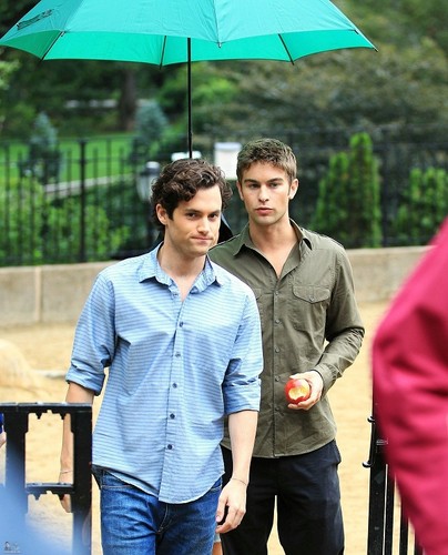 Chace - Gossip Girl - Behind the Scenes - August 16, 2011 