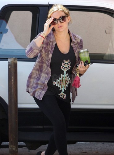 Hilary Duff goes to pilates in Studio City, Oct 18