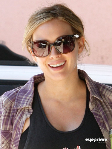  Hilary Duff goes to pilates in Studio City, Oct 18