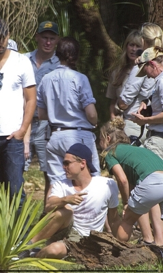  Leo and Tobey maguire at an Australian Zoo