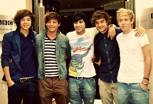  ONE DIRECTION! <3 <3