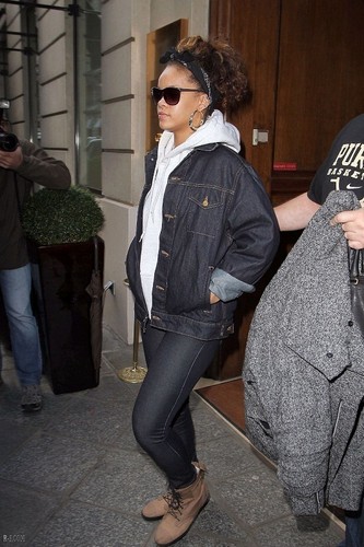  Rihana - Leaving her hotel in Paris - October 19, 2011