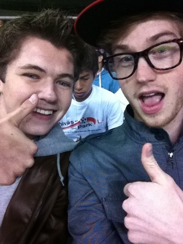 Damian Mcginty & Cameron Michell-game 10-22-2011
