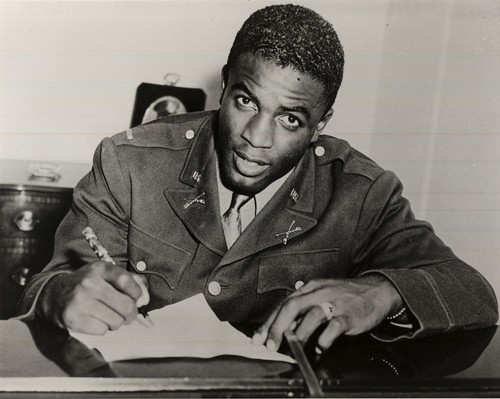  Jackie Robinson Signing with the Dodgers